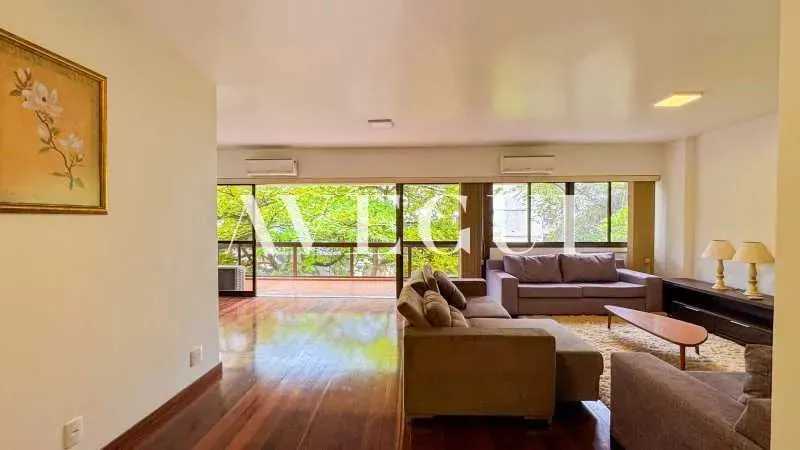 Furnished 2-bedroom apartment with 2 bathrooms — photo 2