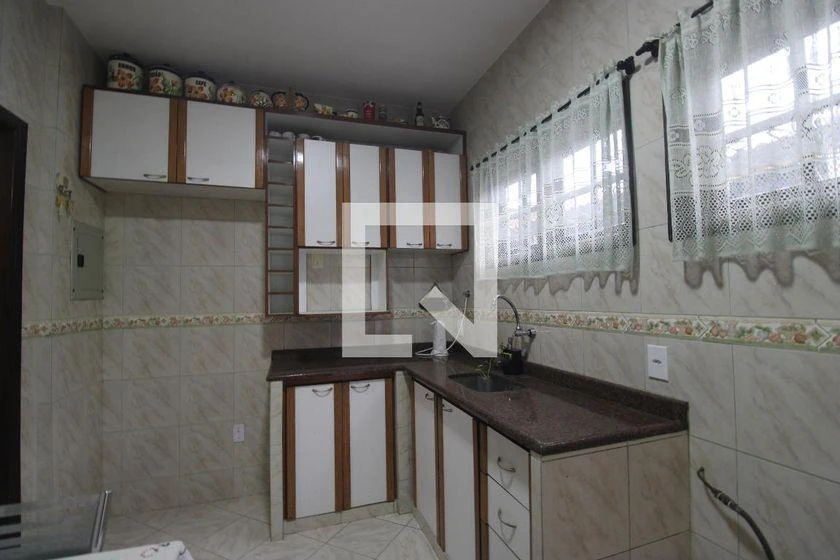 House, 370 m², with a grill on the balcony — photo 21