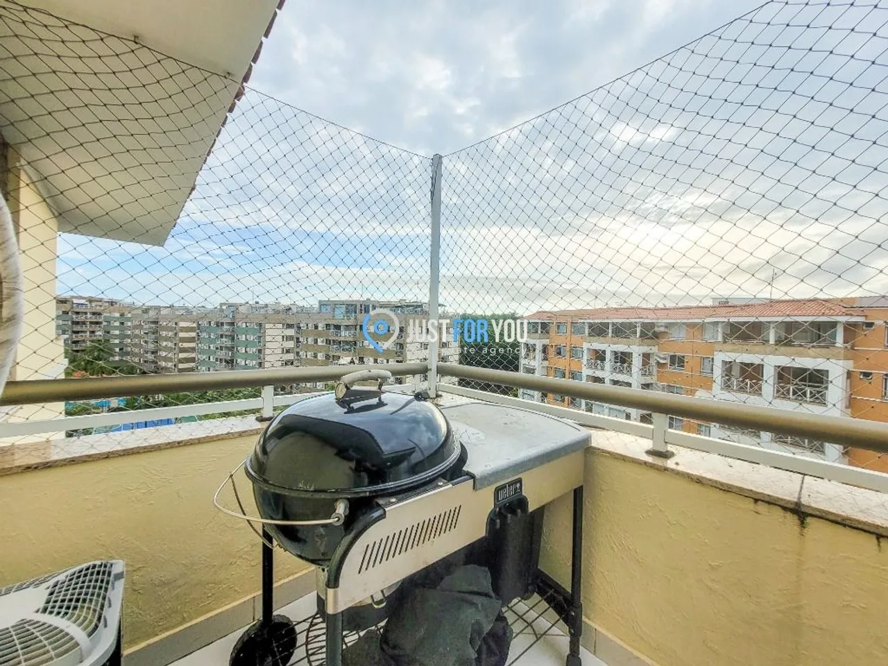 3-bedroom apartment 110 m² with enclosed balcony — photo 15
