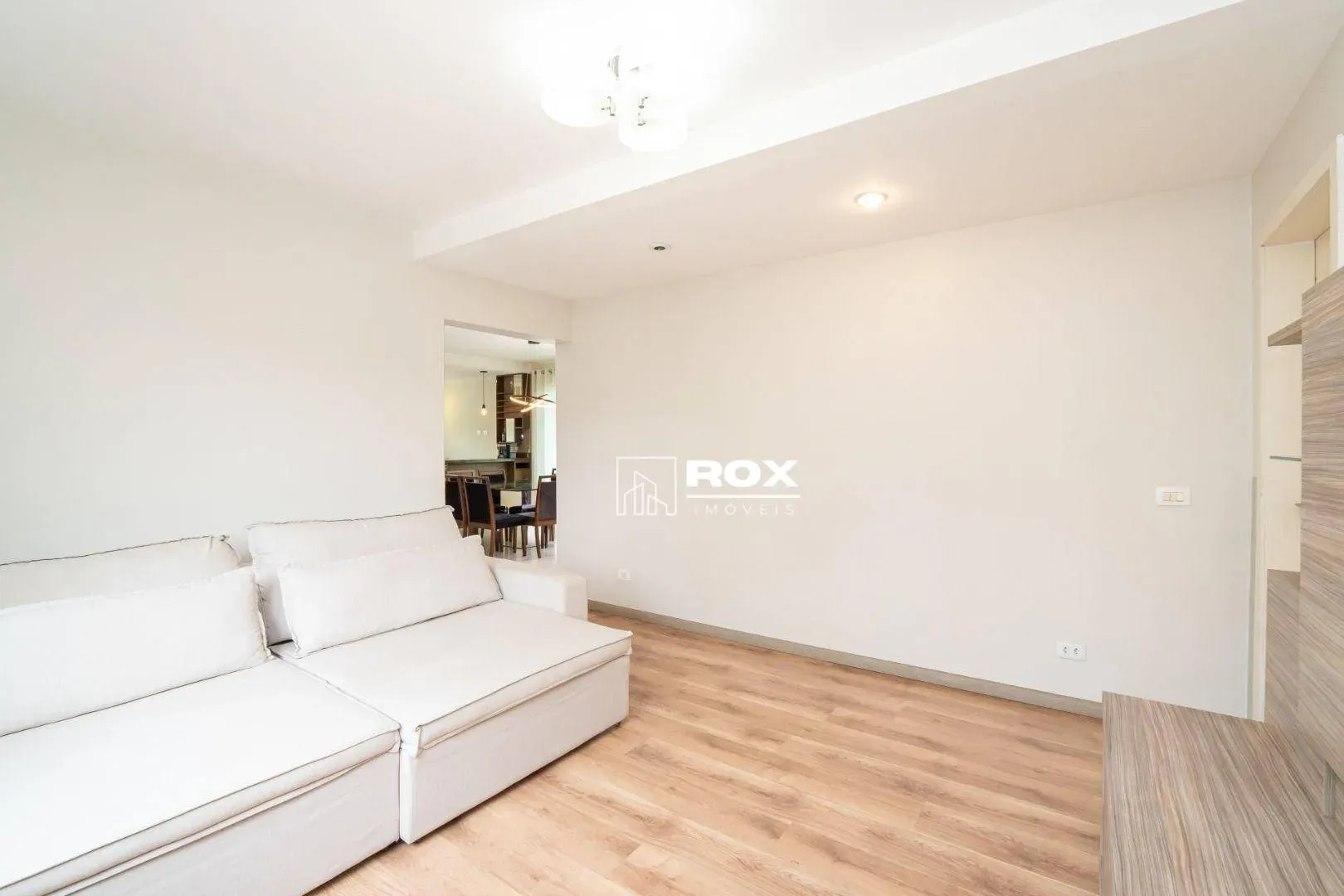 Furnished apartment, 179 m², with a fireplace — photo 22