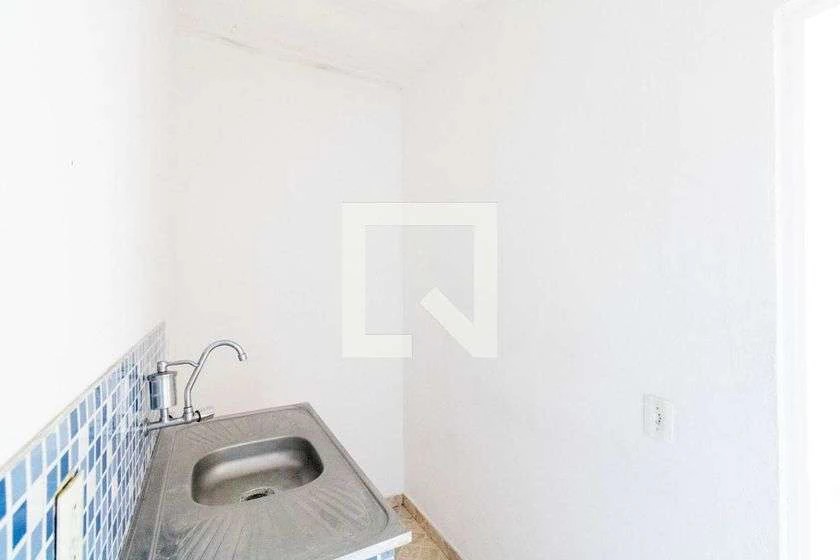 30 m² studio with 1 bedroom and electric shower — photo 13