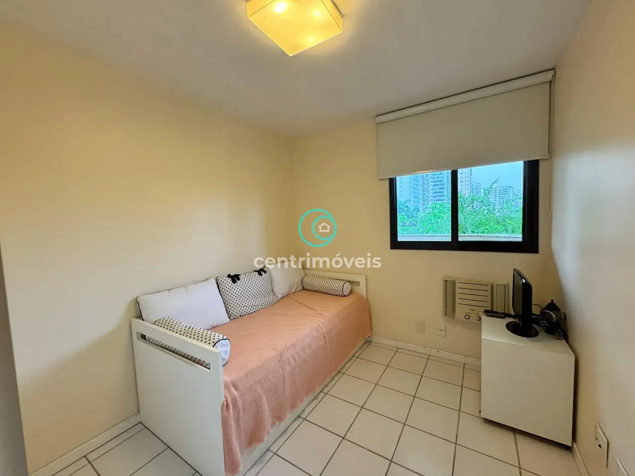 Furnished 2-bedroom apartment with integrated kitchen — photo 17