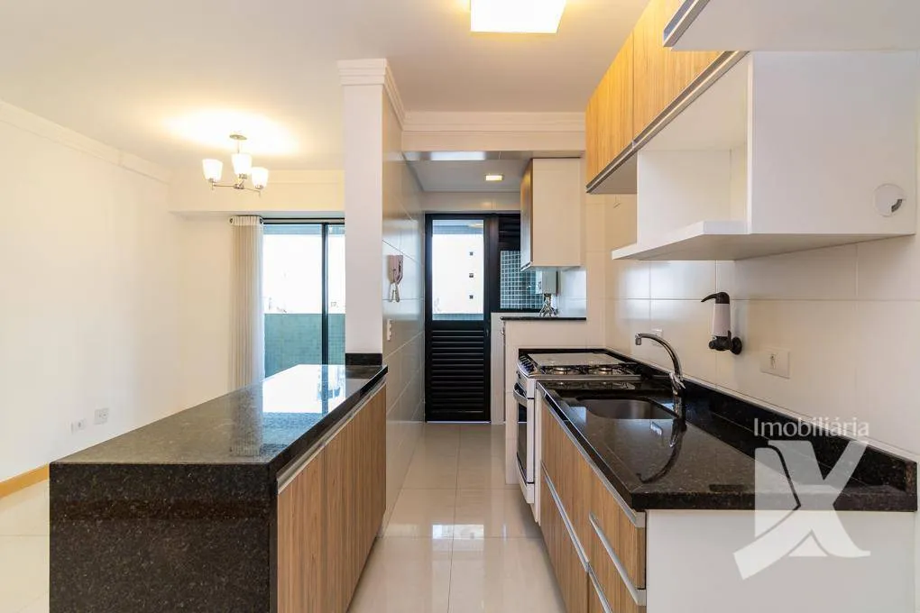 Apartment on the 4th floor with a grill on the balcony — photo 8