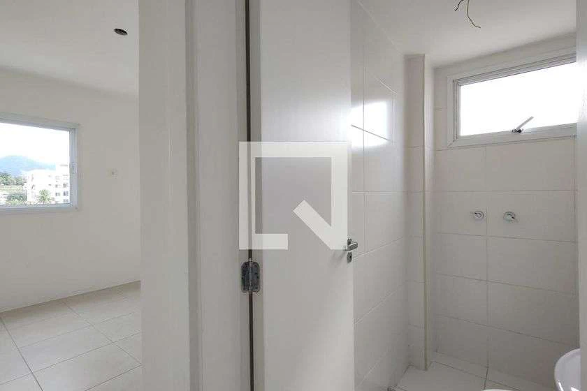 Apartamento de 70 m² com 2 quartos e 2 banheiros — photo 4