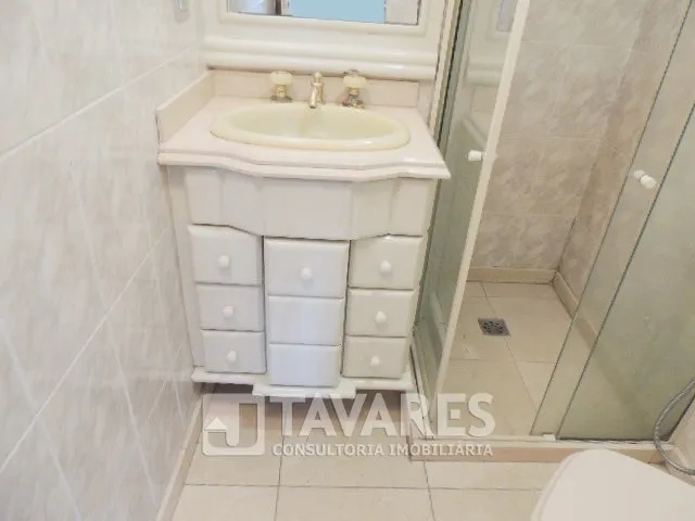 Unfurnished rental apartment with 3 bedrooms and 3 baths — photo 17