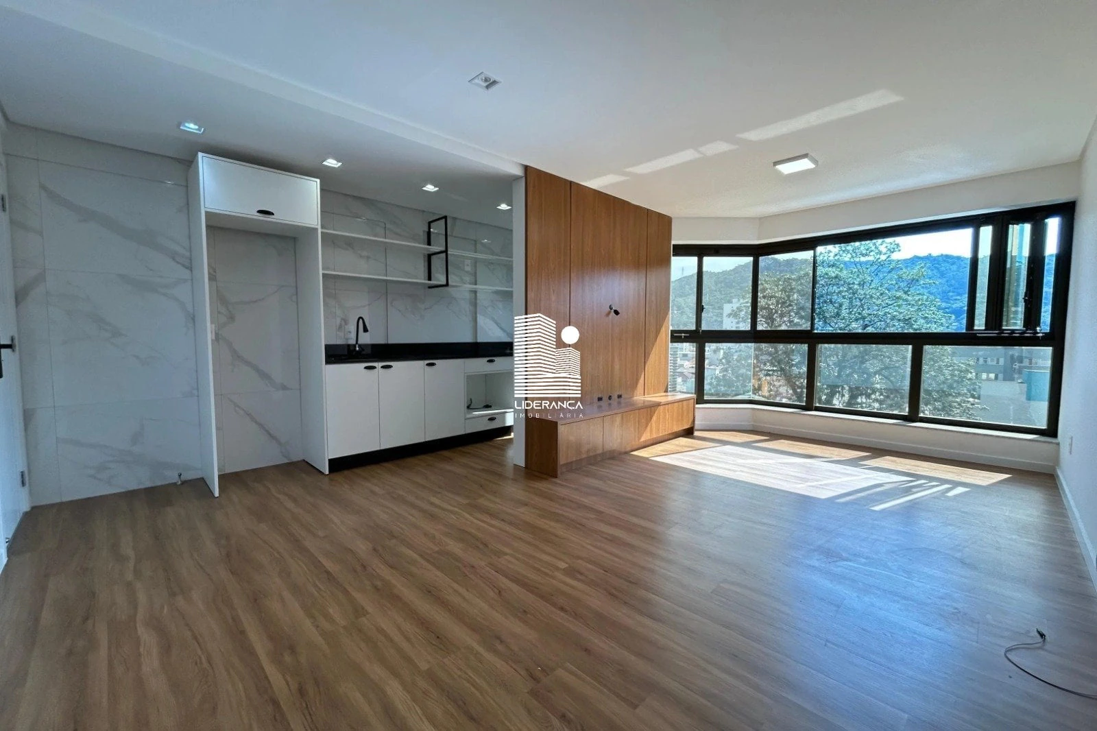 Furnished apartment, 64 m², with a home office