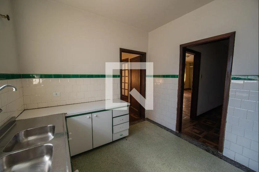 Сдаваемая квартира с 3 спальнями и 200 м² — photo 14