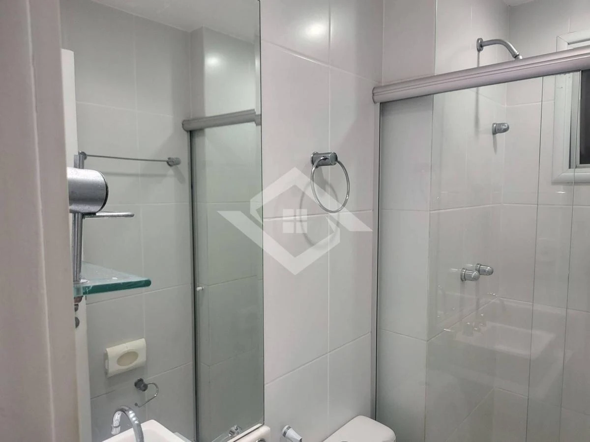 Apartamento de 75 m² com 3 quartos, varanda e 2 vagas — photo 2