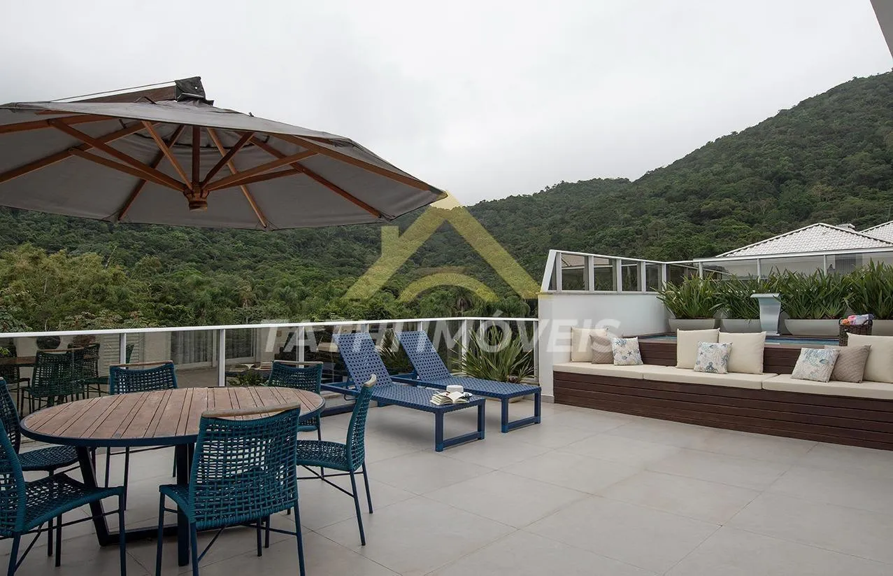 Посудомоечная машина и 3 спальни: квартира 232 м² — photo 45
