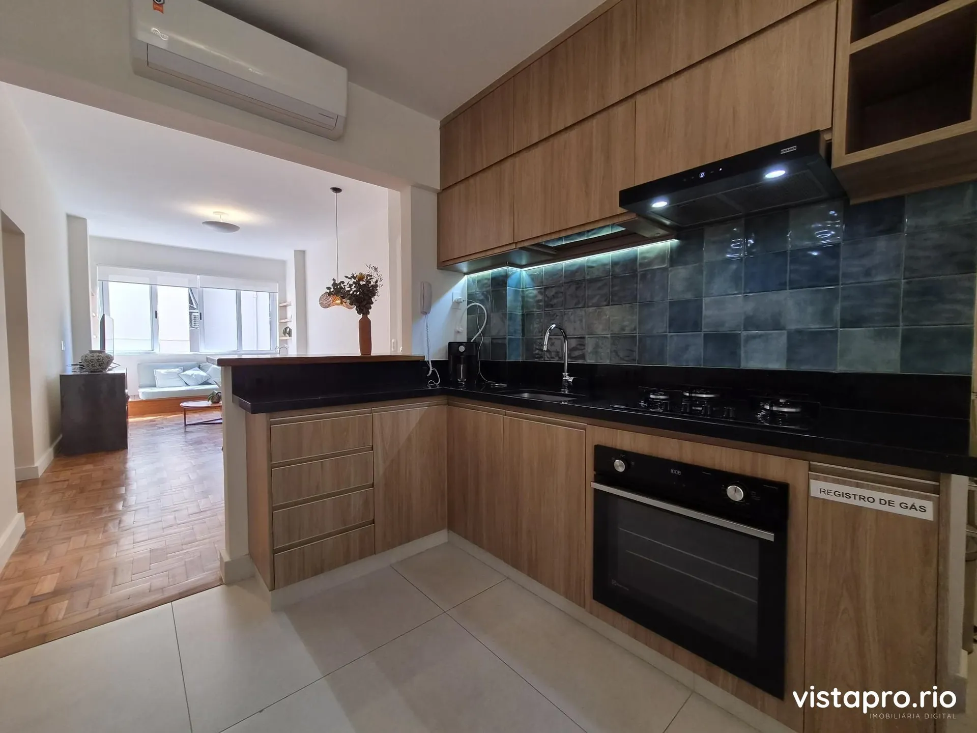 2-bedroom apartment with a washing machine in Rio de Janeiro — photo 2