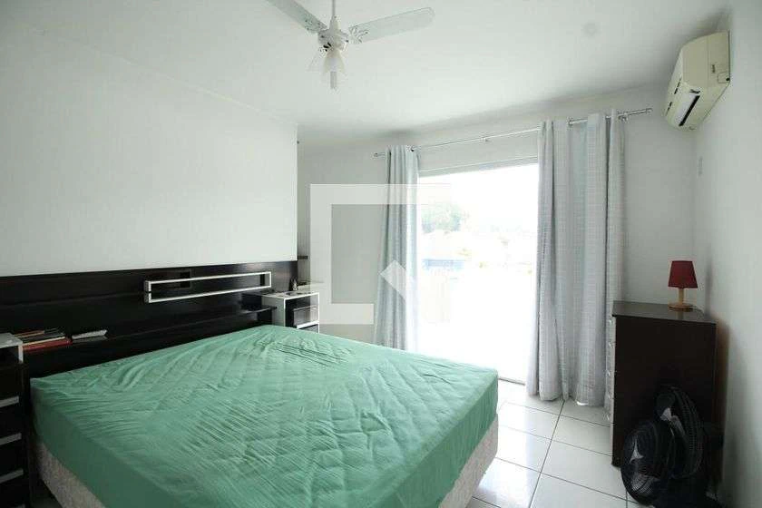 Triplex house 120 m² with 2 bedrooms and a balcony — photo 4