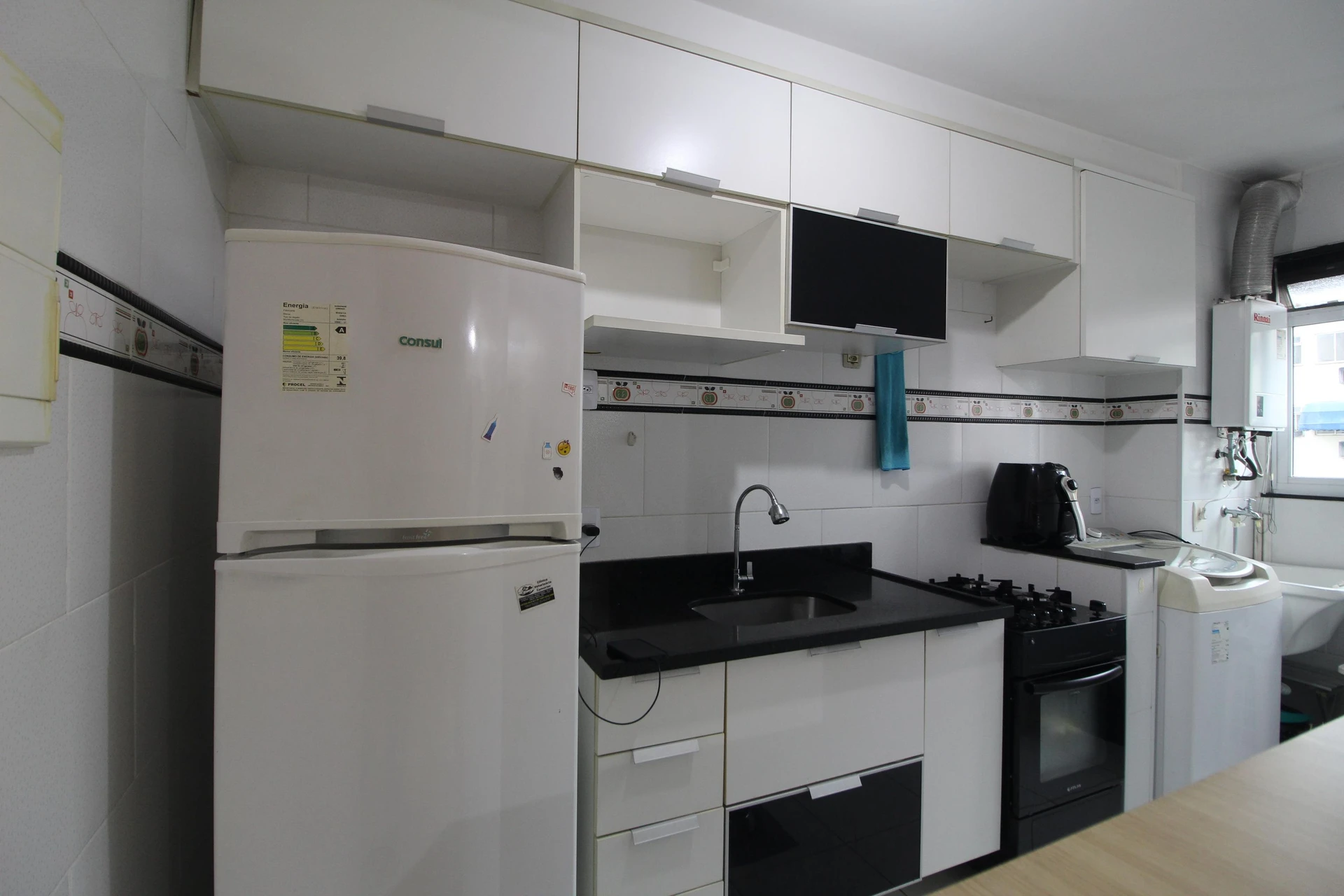 Apartamento mobiliado com 2 quartos e varanda — photo 35
