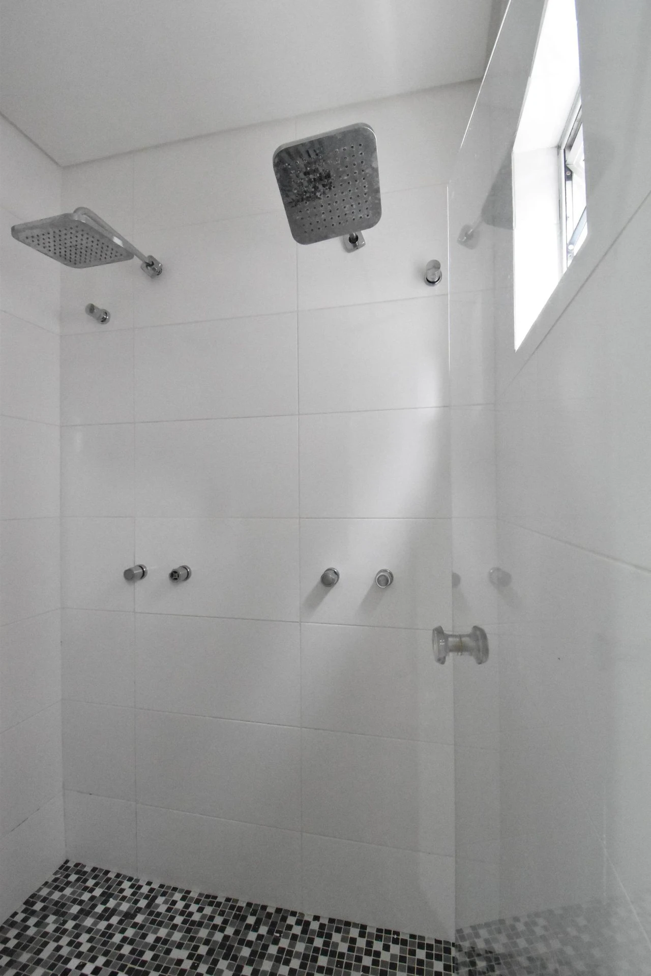 Дом с 4 спальнями и джакузи, Куритиба — photo 38