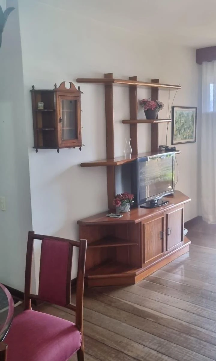 80 m² rental apartment with 2 bedrooms and 2 baths — photo 2