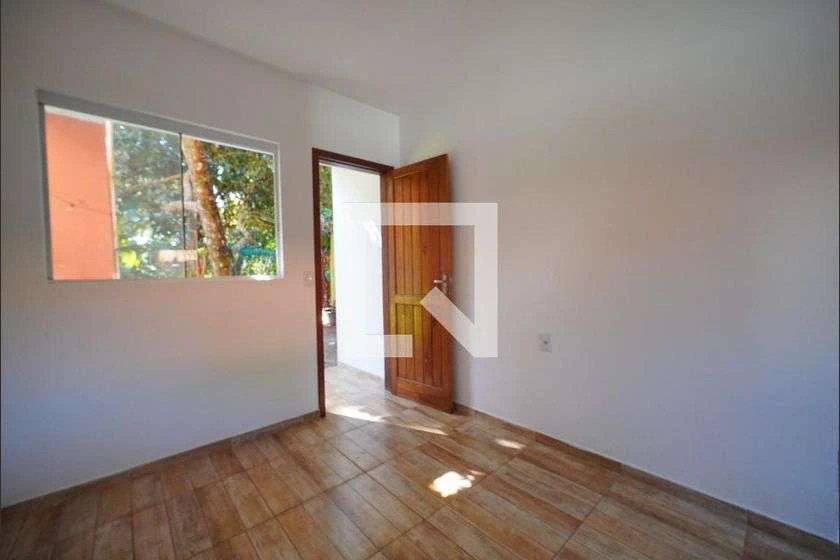 Casa de 44 m² para alquiler con 1 dormitorio y jardín — photo 2