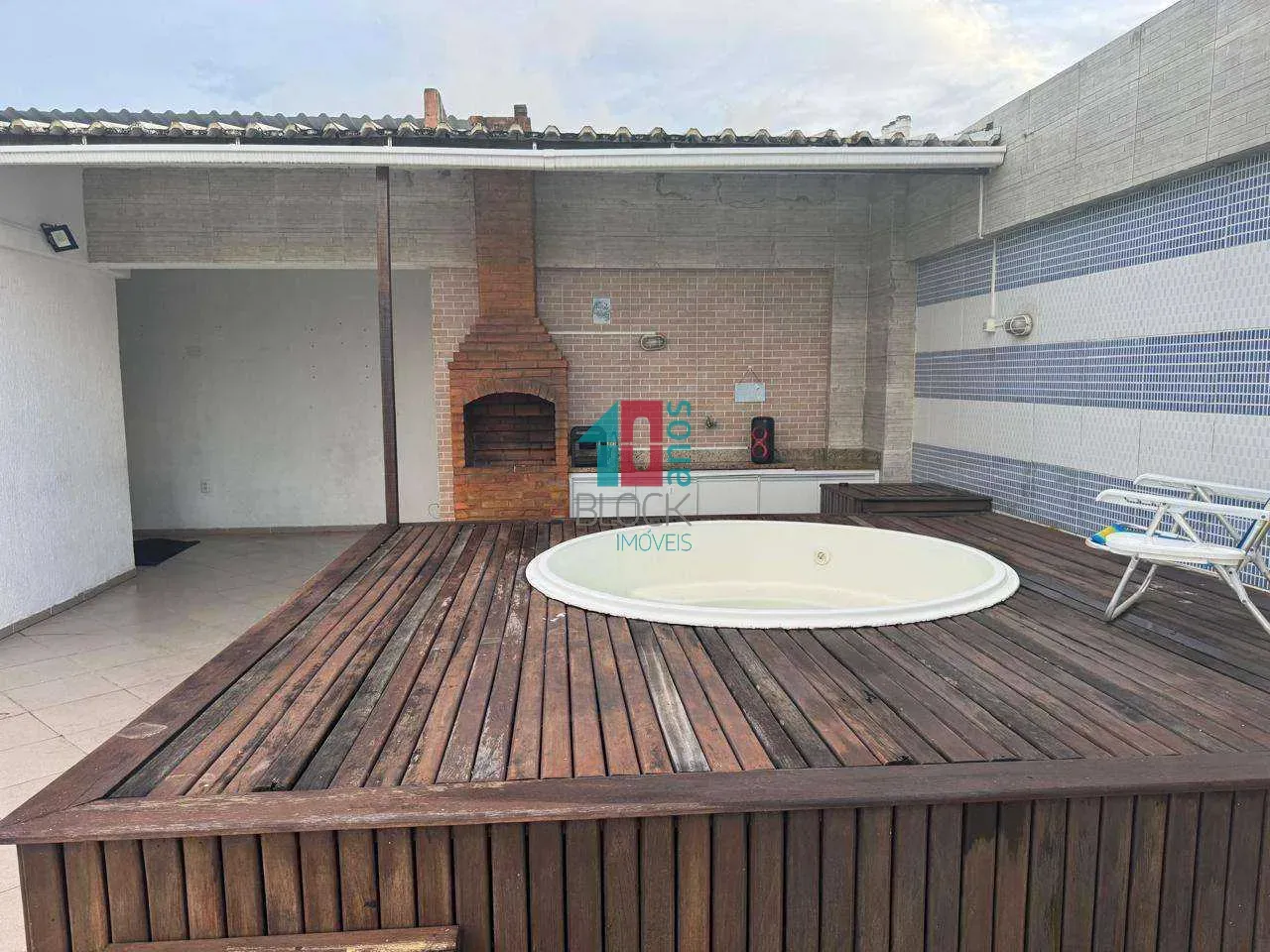 Apartamento mobiliado com 4 quartos e 2 banheiros — photo 12