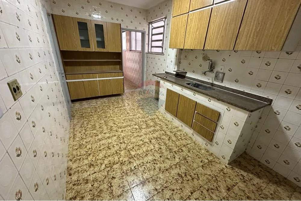 Квартира з 2 спальнями, у будинку є тренажерний зал — photo 2
