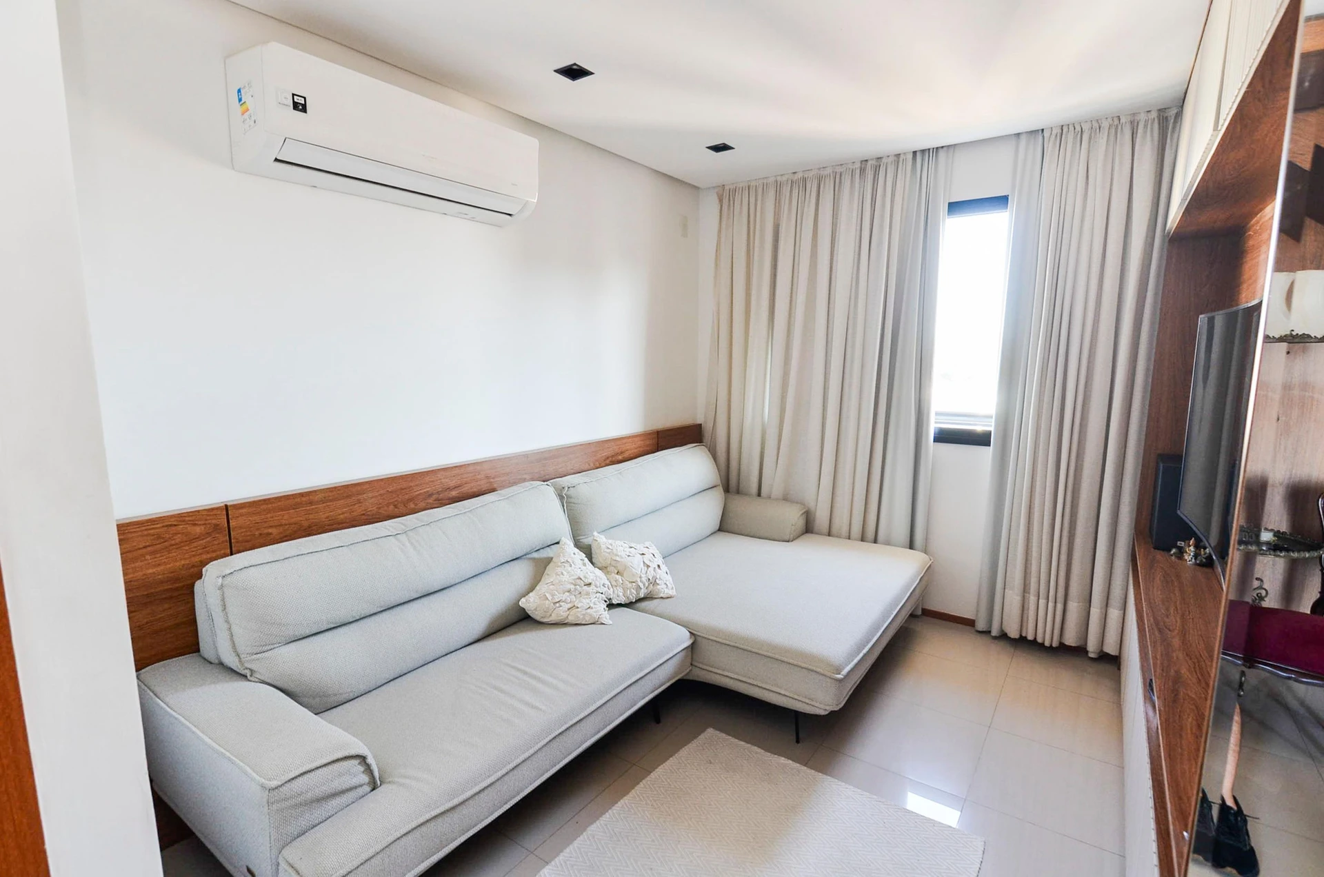Furnished 3-bedroom apartment with balcony and BBQ grill — photo 6