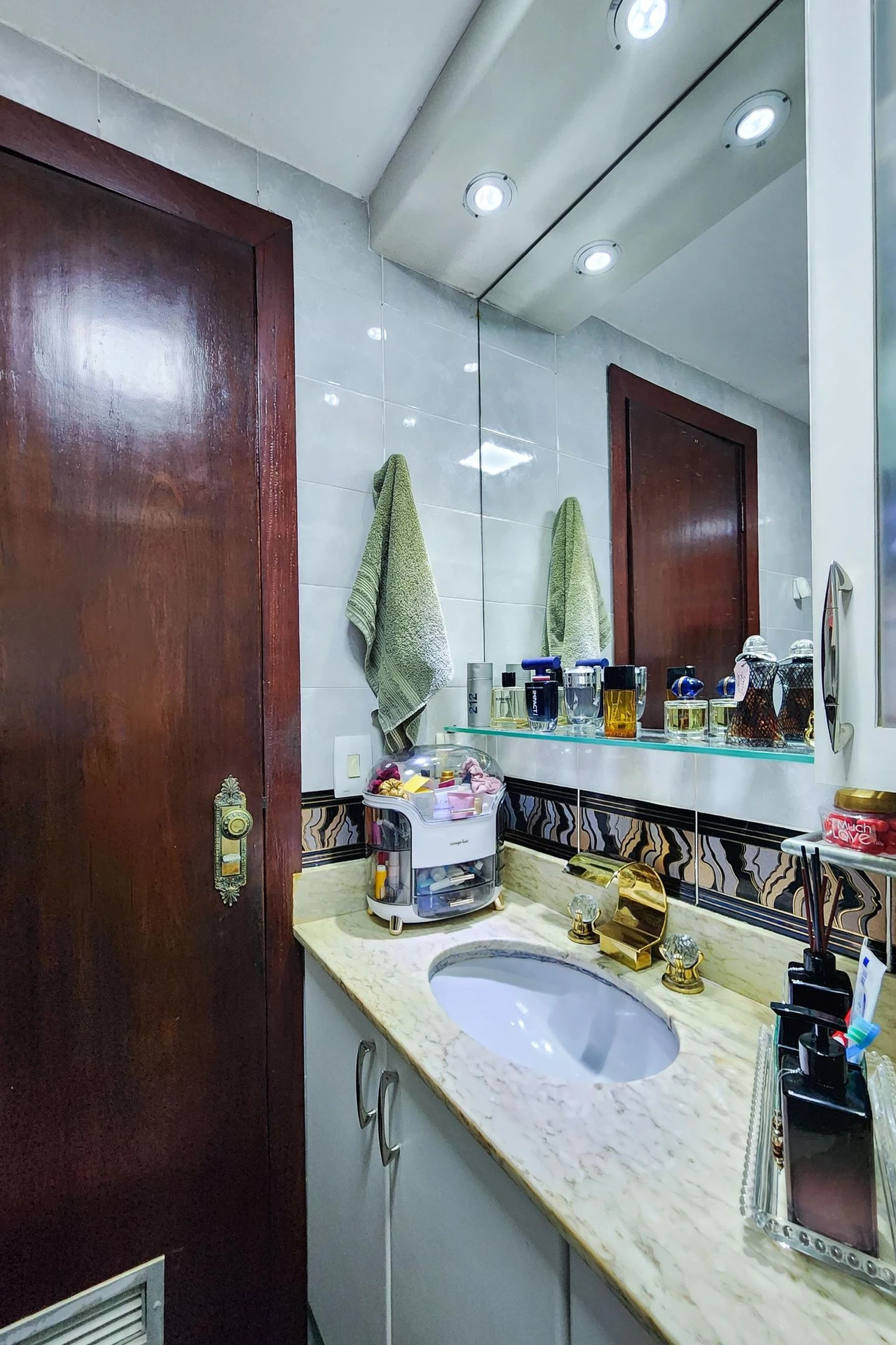 Apartamento para locação com 2 quartos, varanda e 2 banheiros — photo 39
