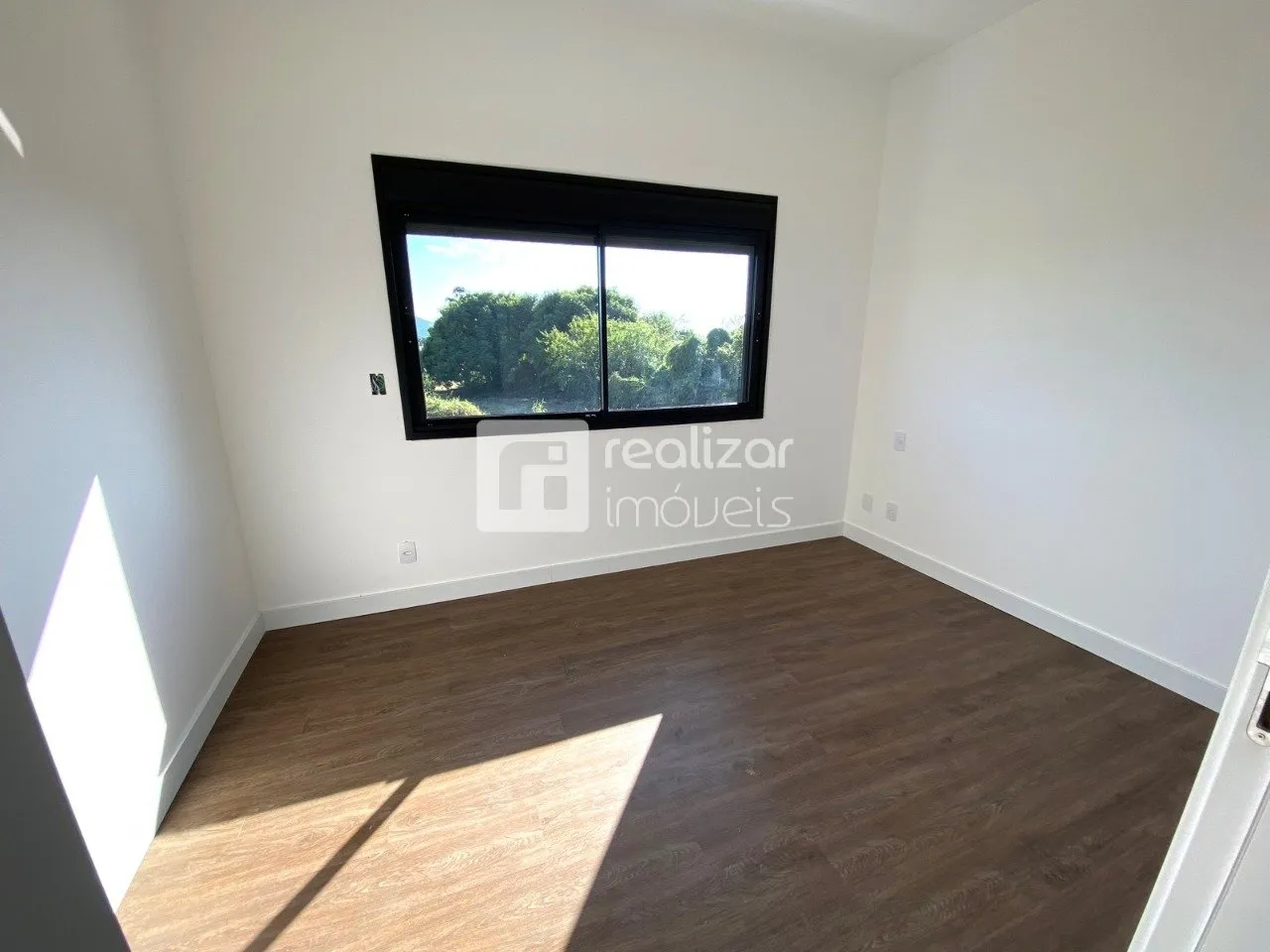 Casa con 3 suites y 2 plazas con jardín y barbacoa — photo 16