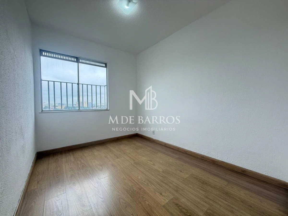 Apartment, 53 m², with wood or laminate floors — photo 4
