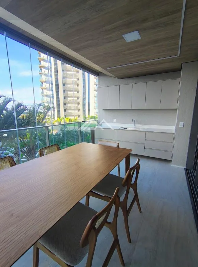 4-bedroom unfurnished apartment with glassed balcony — photo 14