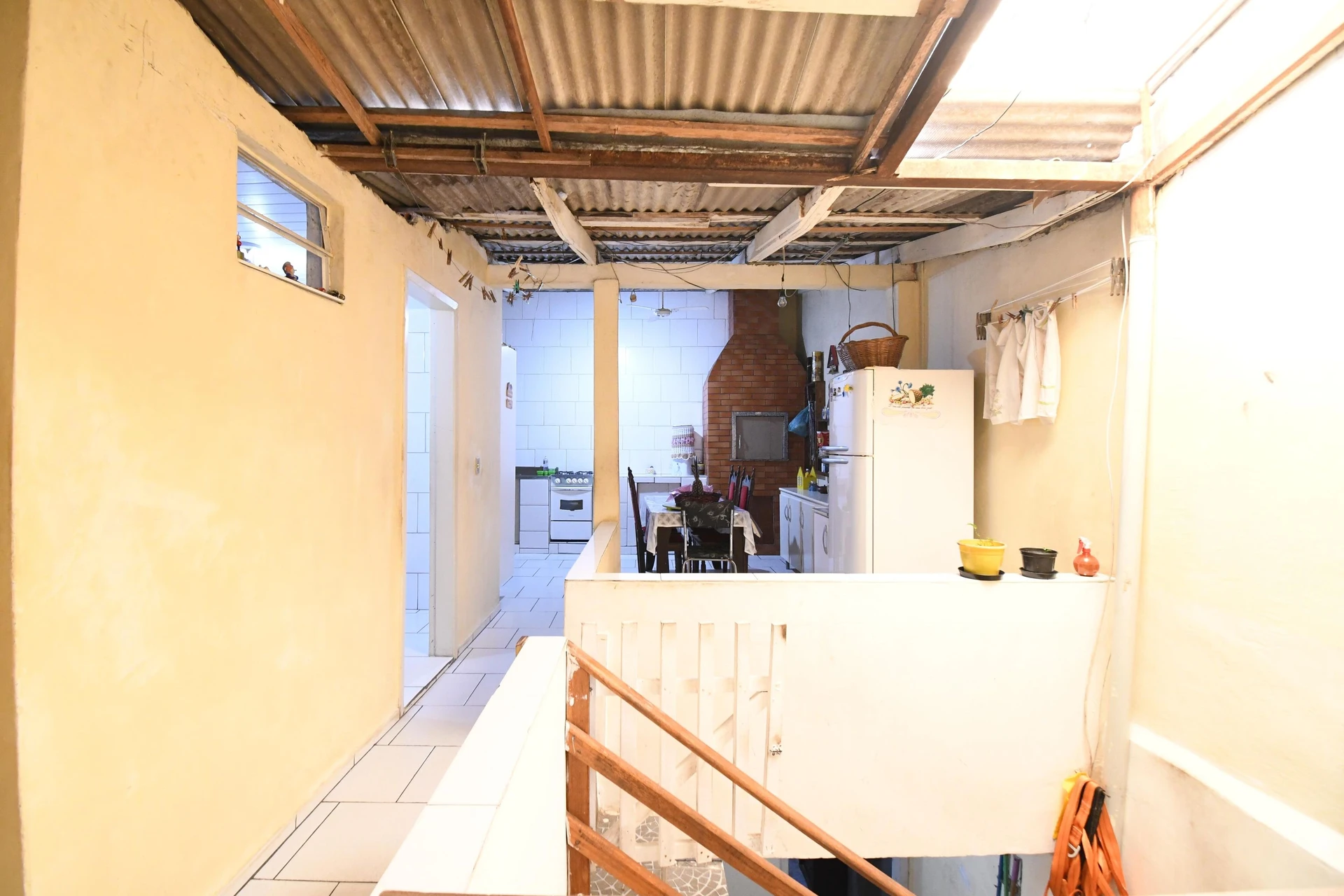 Casa de 55 m² con lavadora y balcón cerrado con vidrio — photo 2