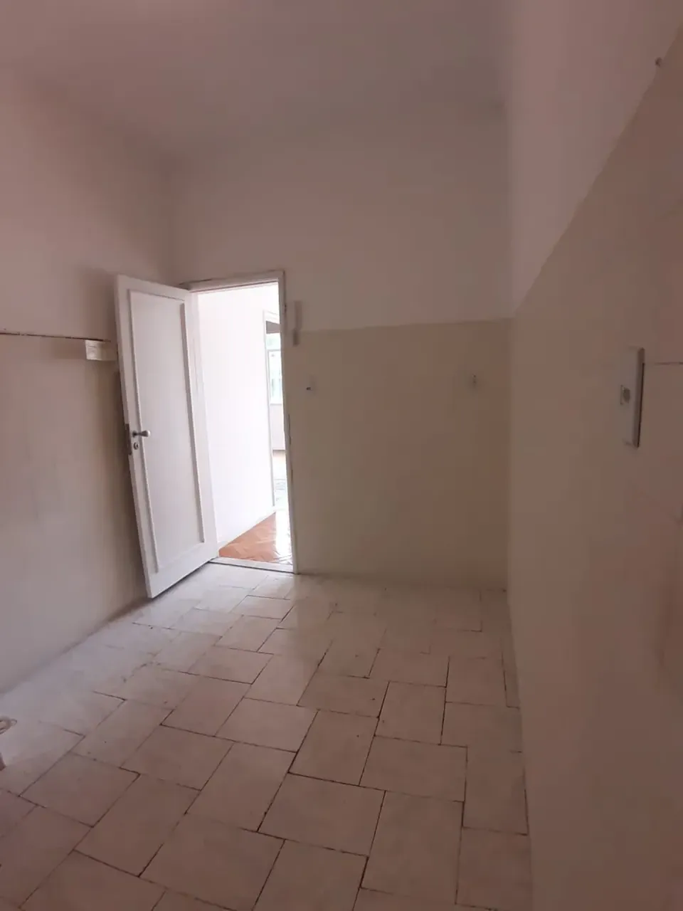 2-bedroom apartment with separate kitchen — photo 3