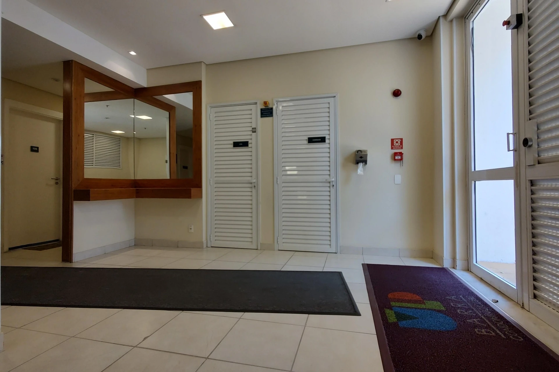 2-bedroom apartment in a building with a sauna — photo 62