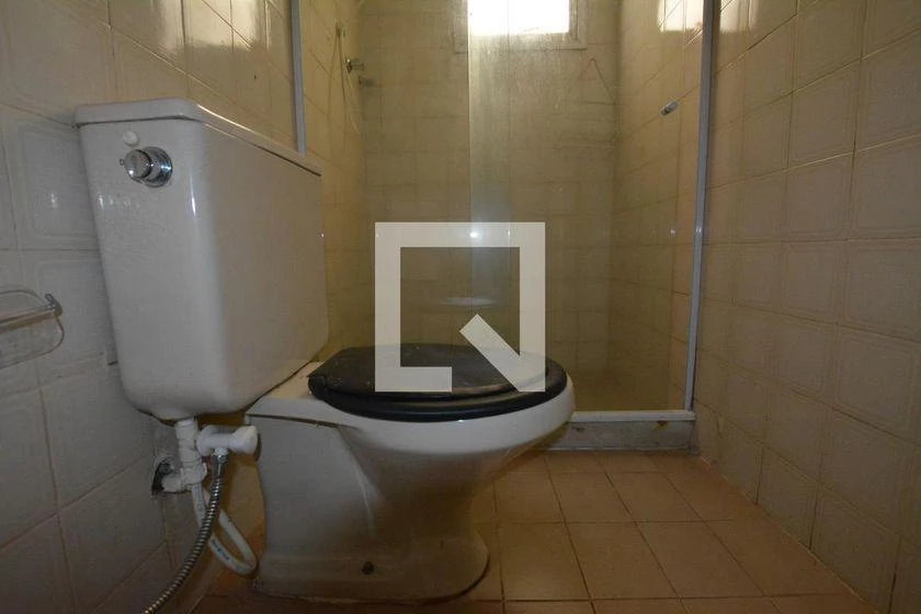 Rental apartment with 3 bedrooms, 60 m² and a closed kitchen — photo 4