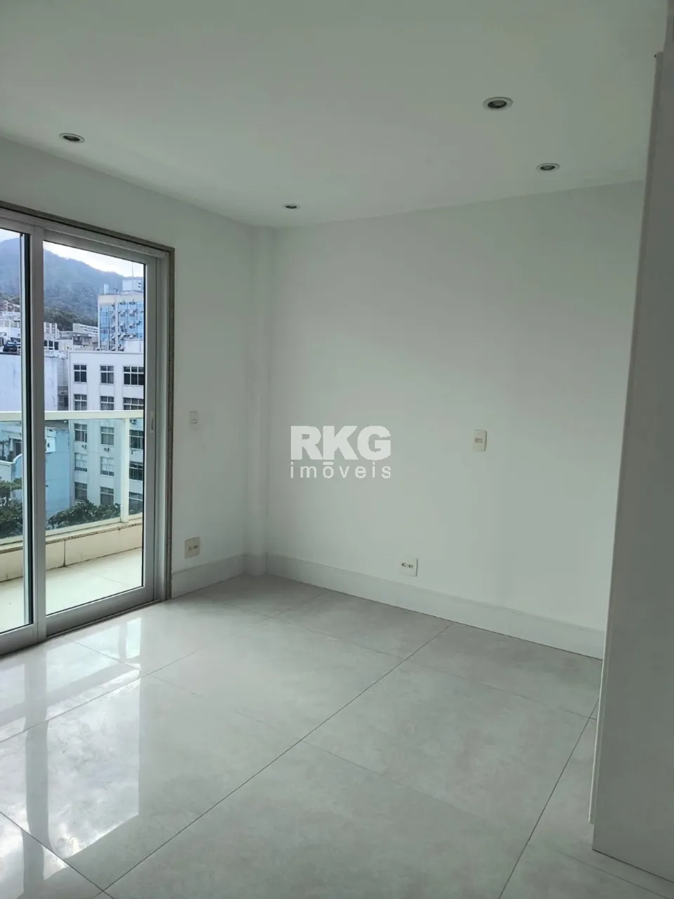 Apartamento para alugar com varanda, 3 quartos e 4 banheiros — photo 15