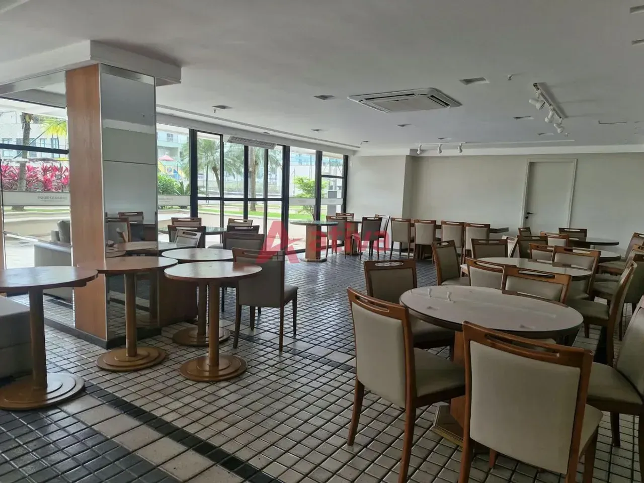 Furnished 2-bedroom apartment with a balcony — photo 17