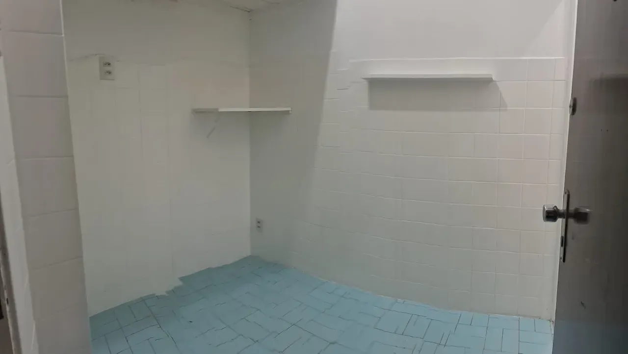 Apartment on the 3rd floor with wood or laminate floors — photo 13