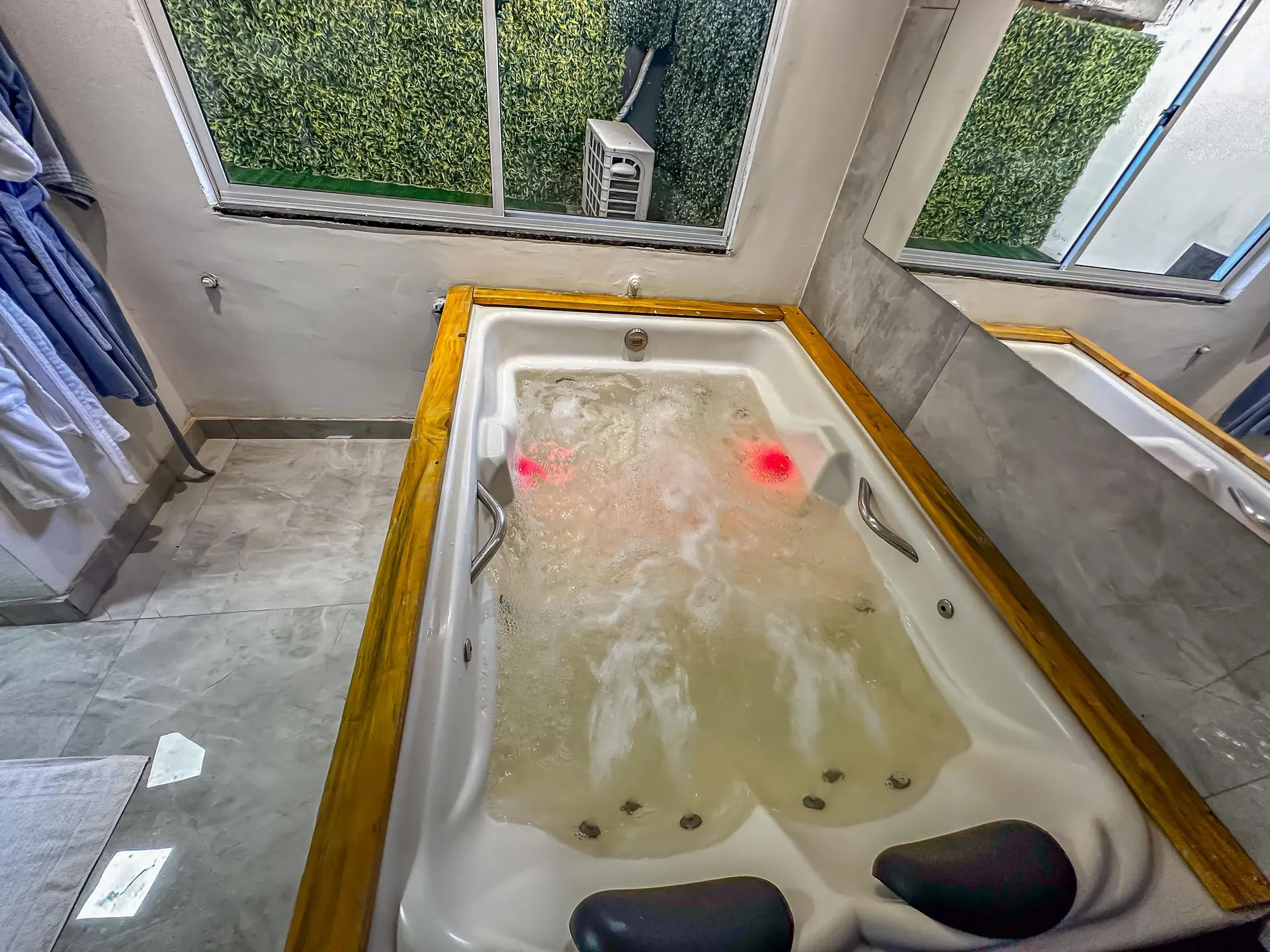 Casa mobiliada de 2 quartos com jacuzzi — photo 43