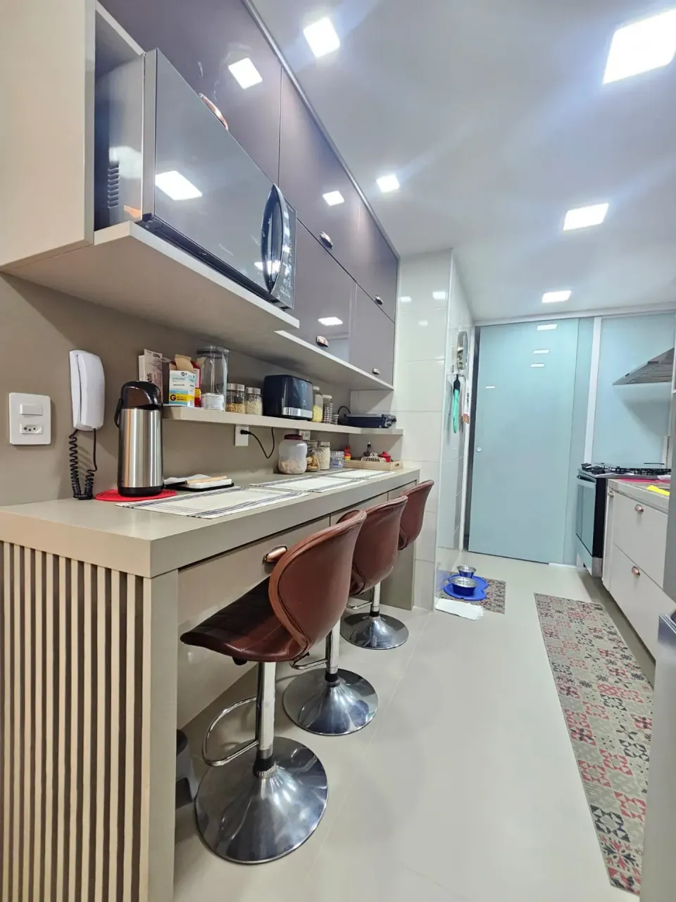 Furnished apartment with 3 bedrooms and 5 bathrooms — photo 7