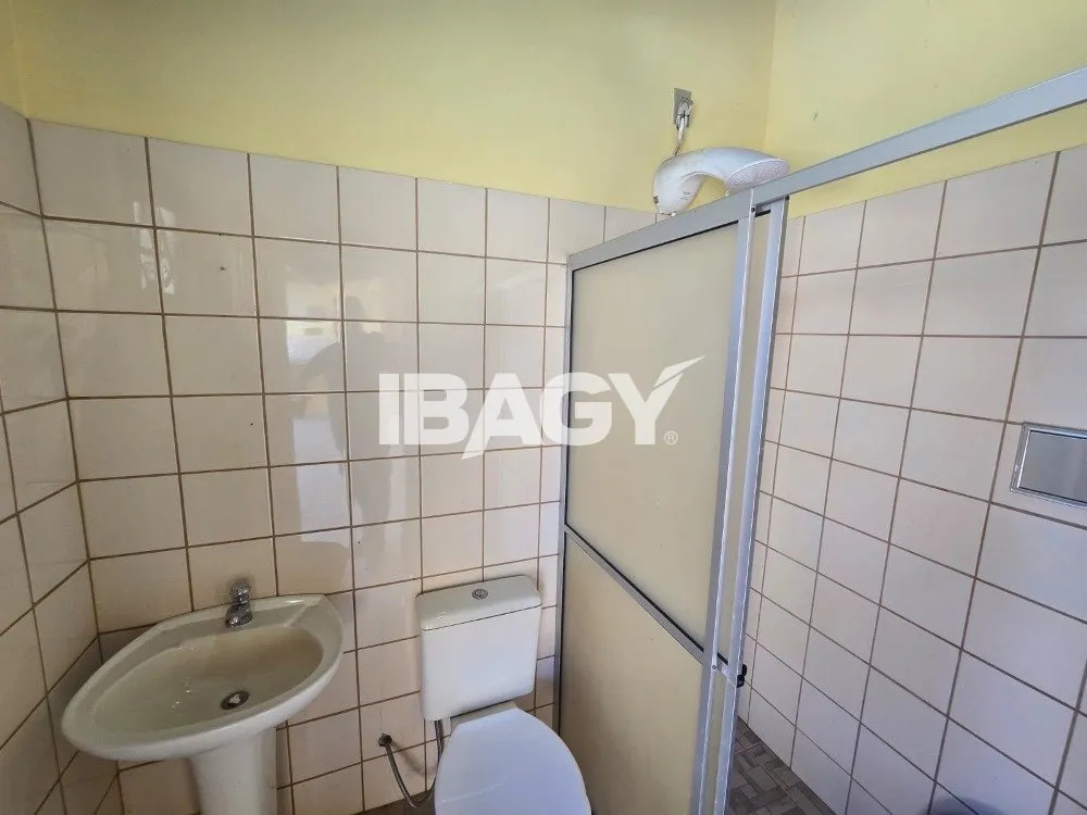3-bedroom house, 1 with its own bathroom, 137 m²