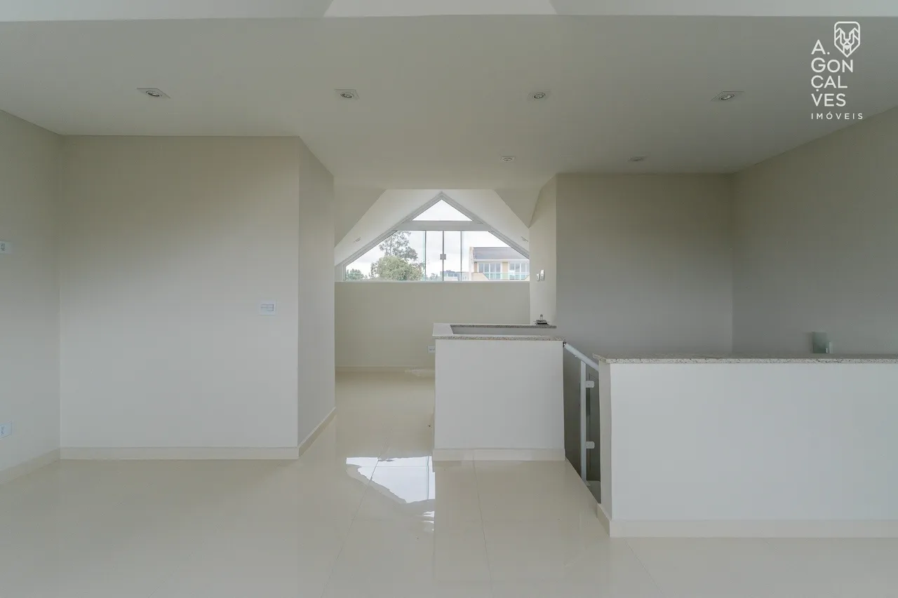 House with 3 bedrooms and an open-plan kitchen — photo 19