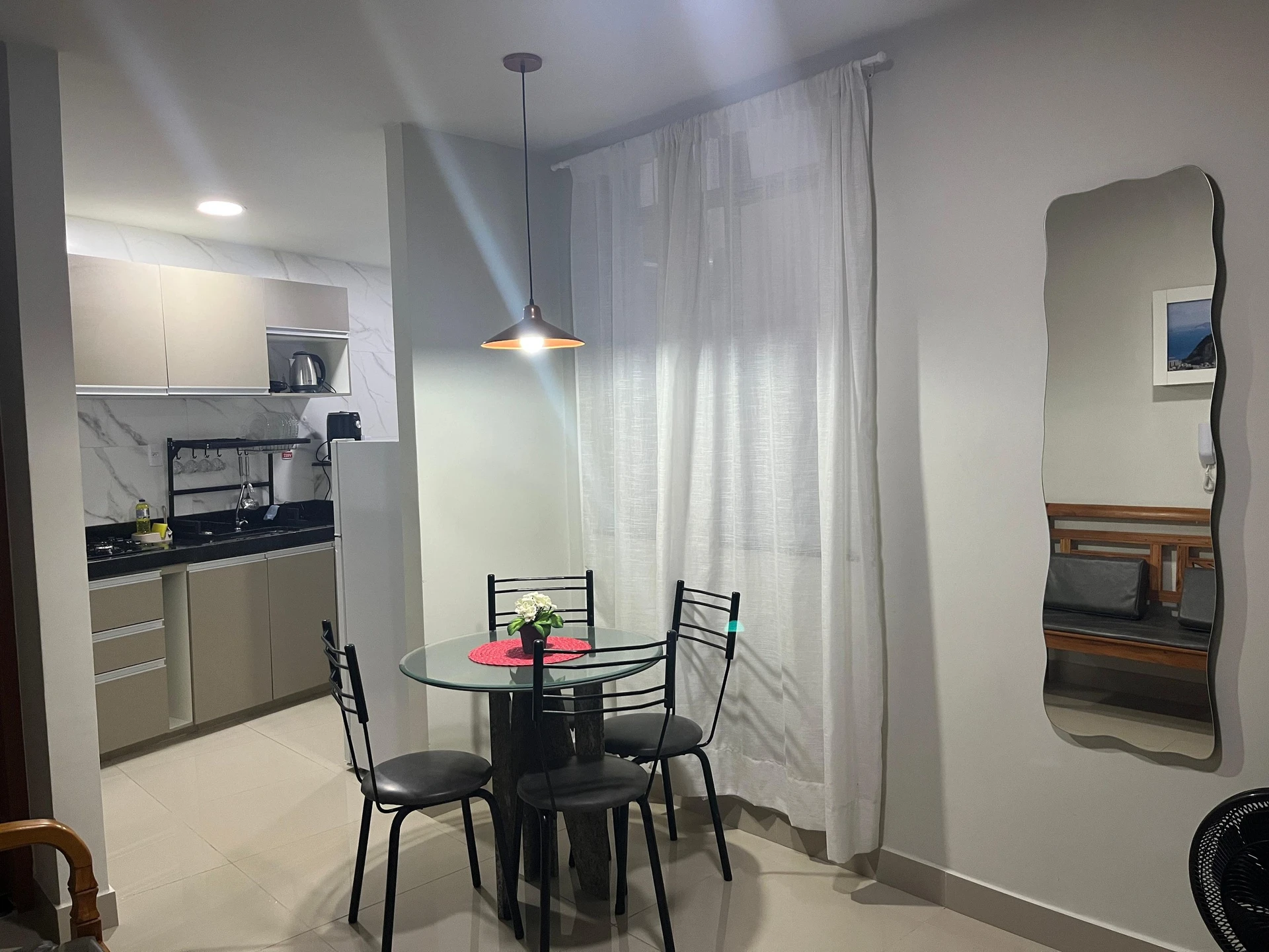 Furnished 2-bedroom apartment with built-in wardrobes — photo 15