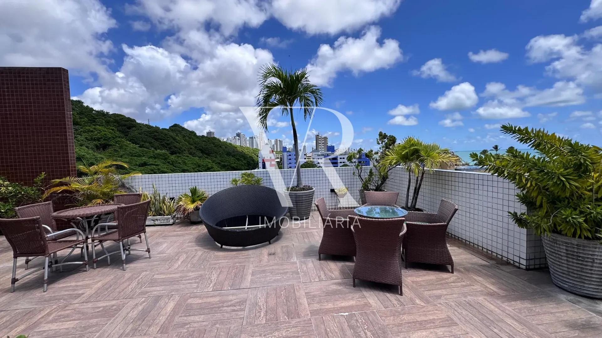 Cobertura com 4 suítes e 360 m², com vista da janela — photo 2