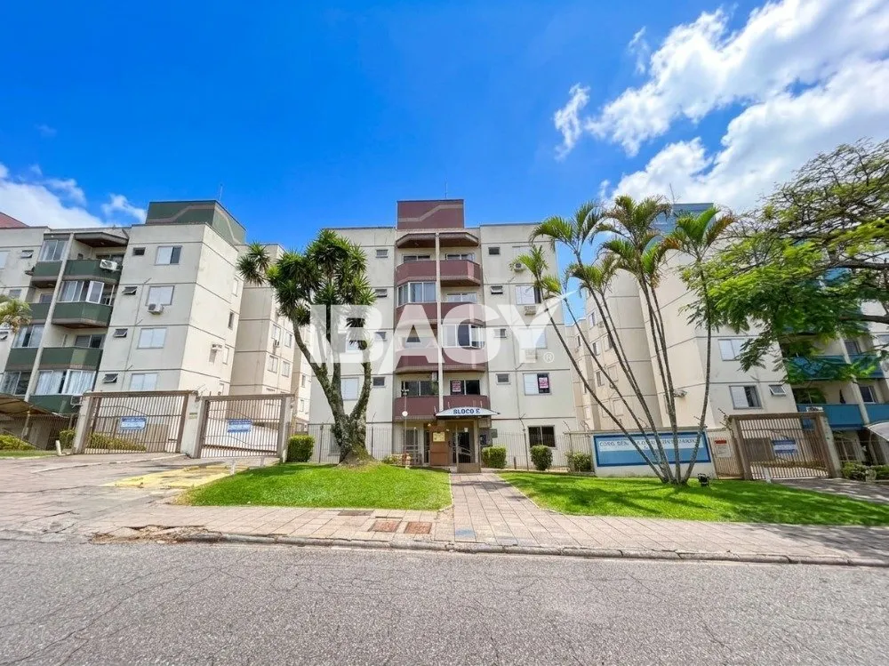 2-bedroom apartment with a gas stove kitchen