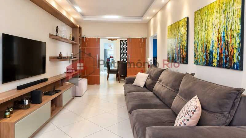 Casa mobiliada, 221 m², com espaço de home office