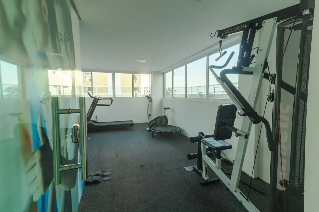 2-bedroom apartment with a washing machine in João Pessoa — photo 24