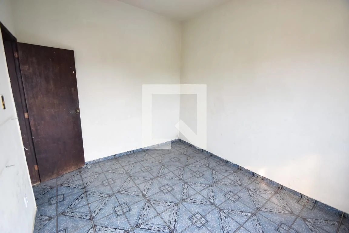 Apartamento mobiliado com 4 quartos e cozinha separada — photo 25