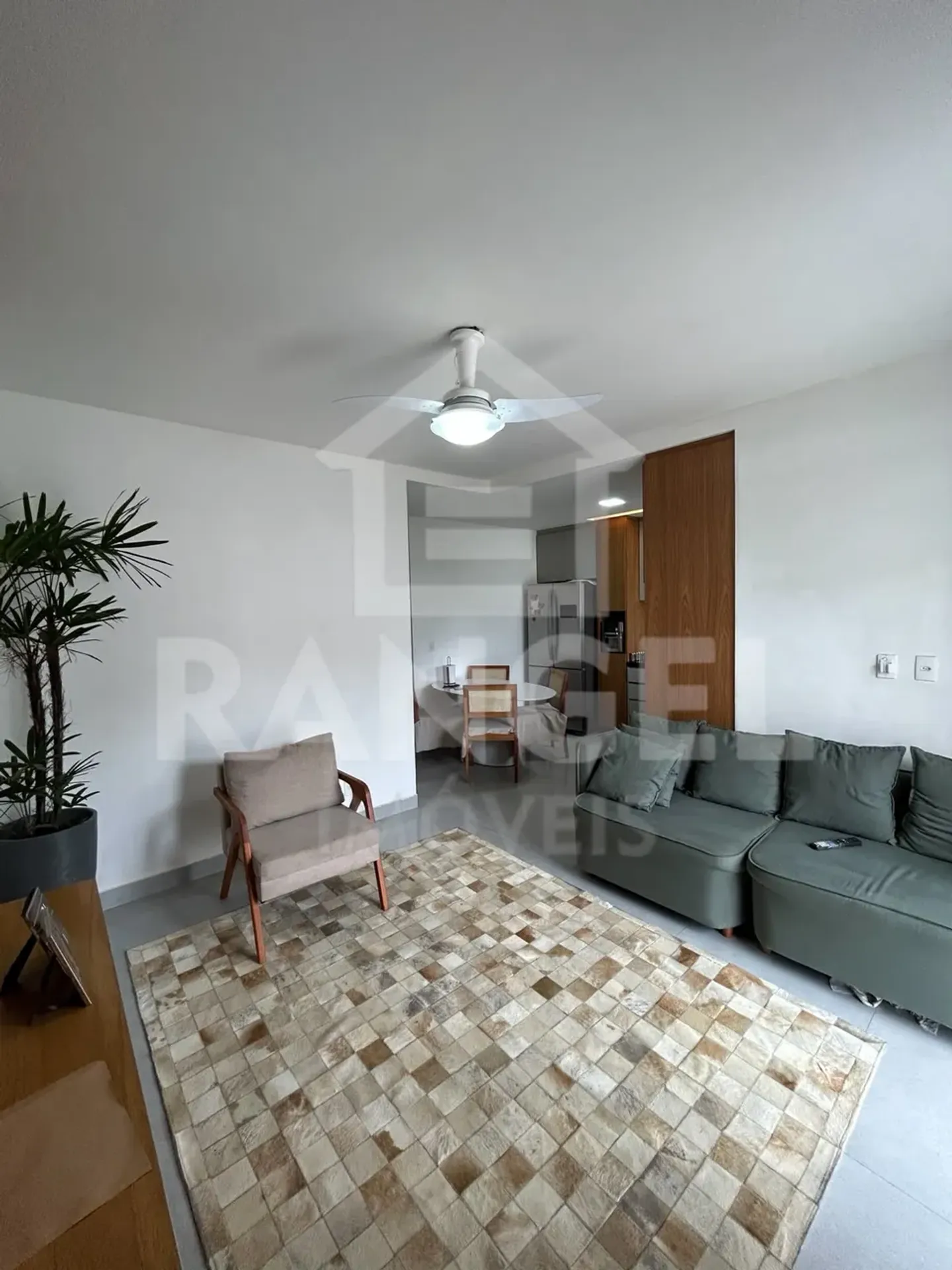 3-bedroom house with a home office — photo 6