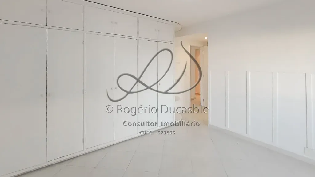 4-bedroom apartment, 2 with their own bathrooms, 165 m² — photo 27
