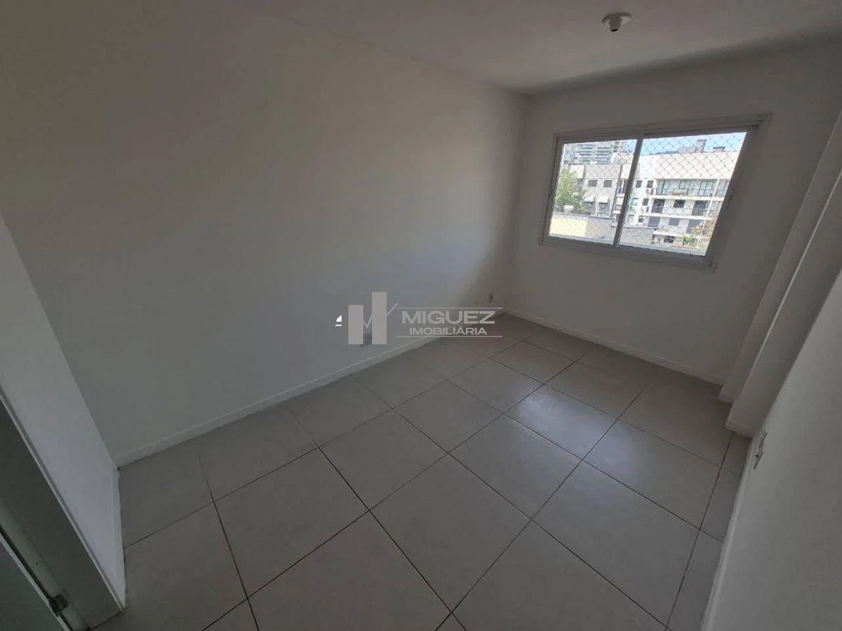 Apartamento de 71 m² com 2 quartos e varanda — photo 10