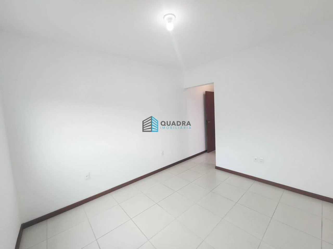Квартира: 2 спальни, 1 со своей ванной, 75 м², Флорианополис — photo 13