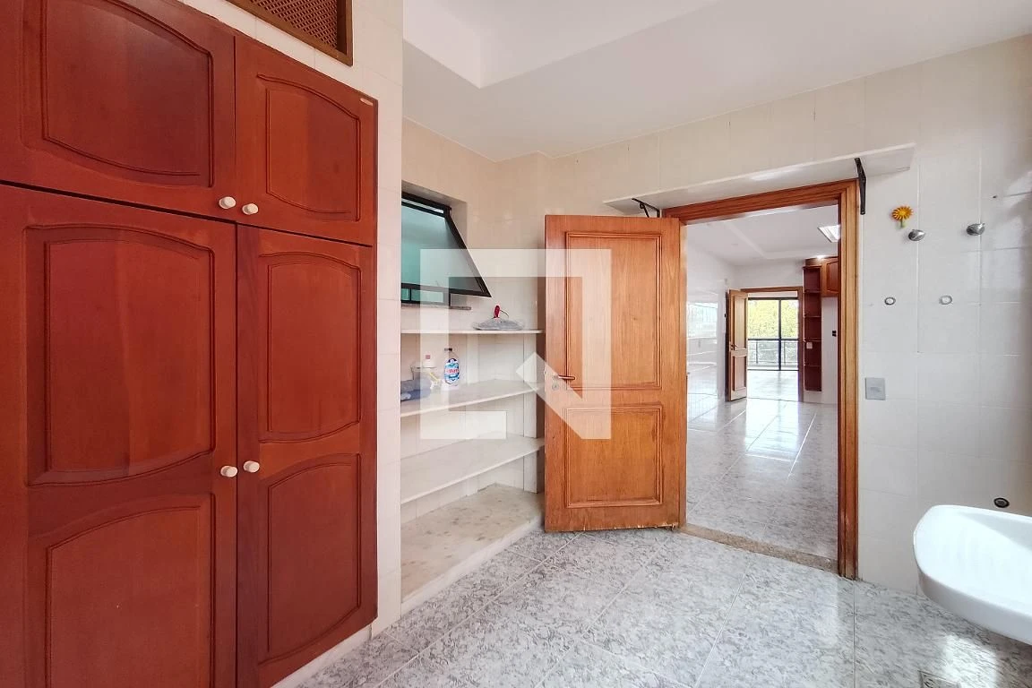 4-bedroom apartment with a water view in Rio de Janeiro — photo 61