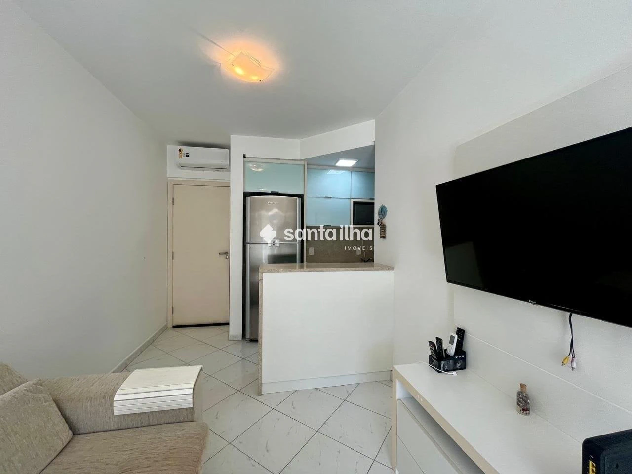 2-bedroom apartment with a washing machine in Florianópolis — photo 8