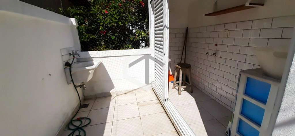 Duplex house with 3 bedrooms and 265 m², private yard — photo 4
